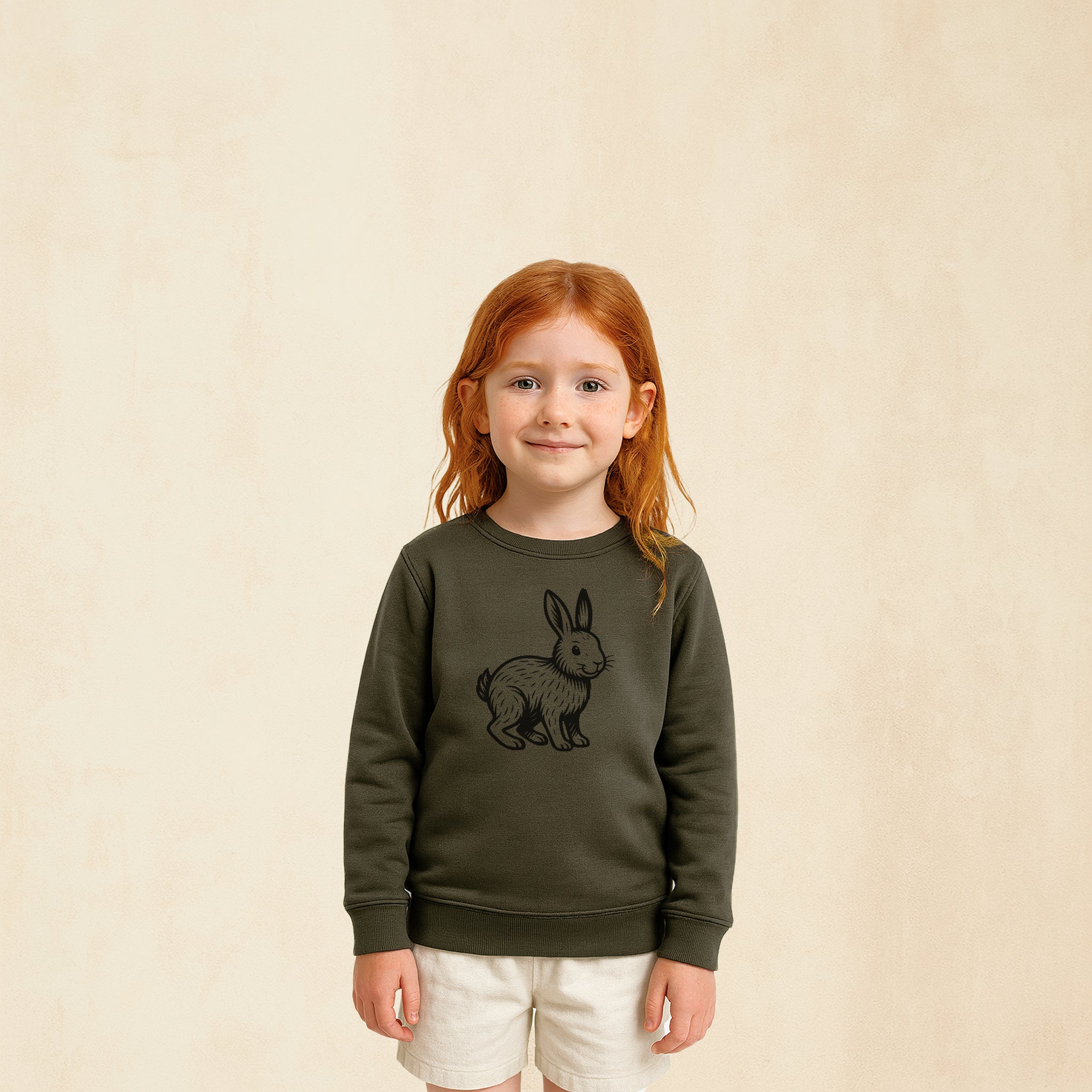 Premium sweatshirt med livlig hare | Safari & Skog