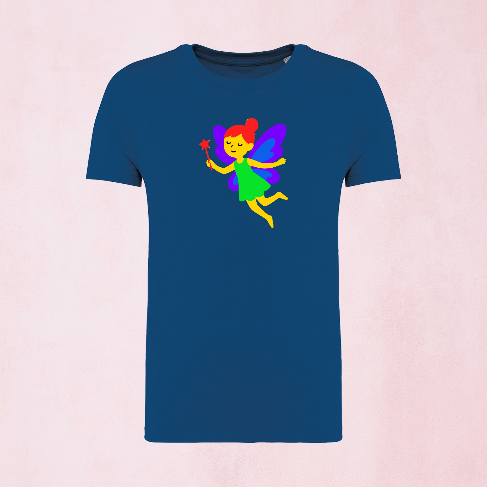 T-shirt med sagolik fe | Regnbåge