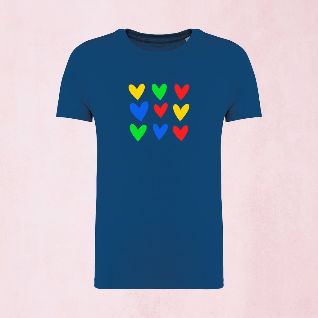T-shirt med färgglada hjärtan | Regnbåge