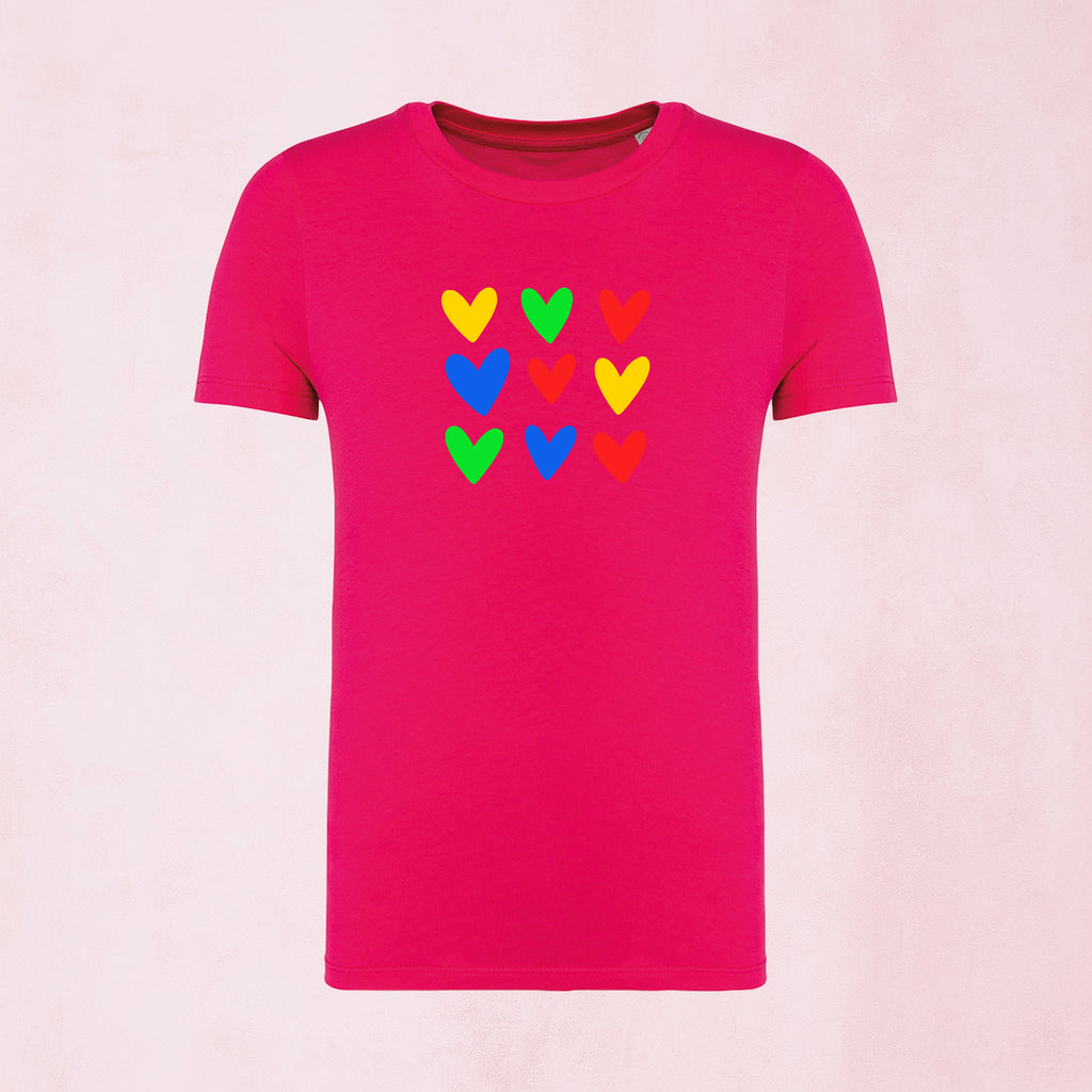 T-shirt med färgglada hjärtan | Regnbåge